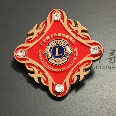 乐鱼：制作礼品厂金属胸针订做定制徽章厂(图1)